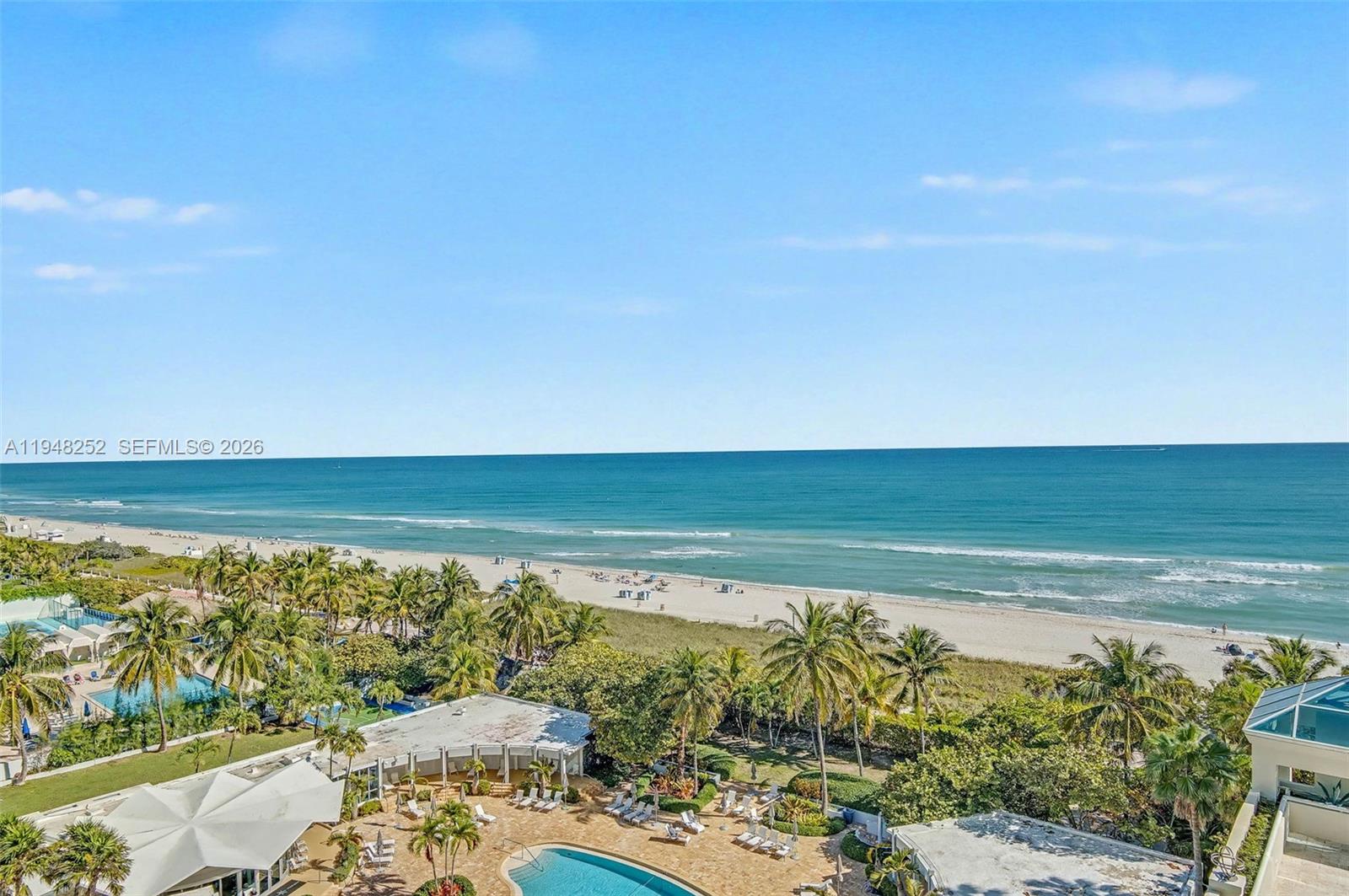 CAPOBELLA CONDO - Residential