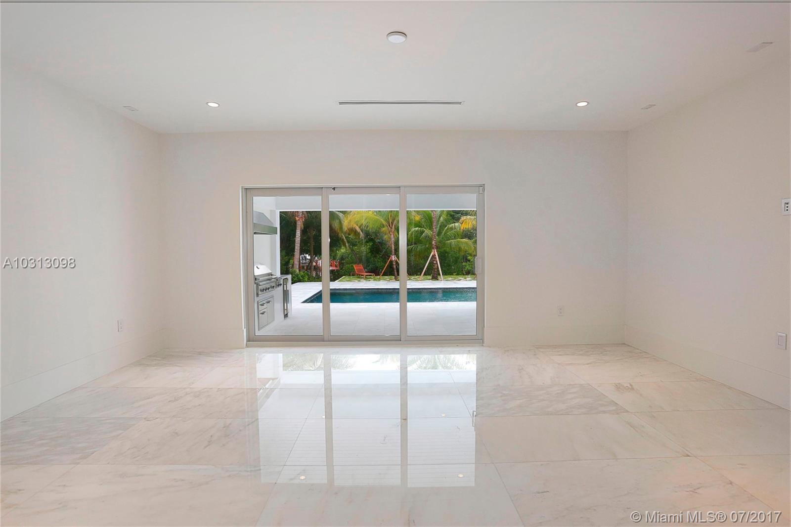 COCOPLUM SEC 1 - Residential