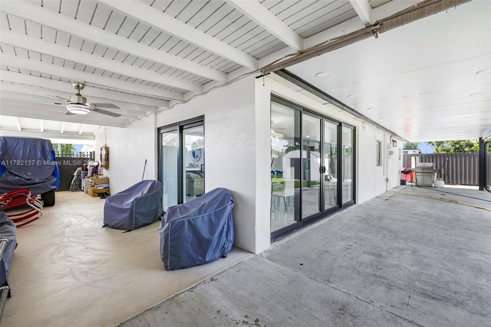 MIAMI GARDENS MANOR SEC I - Residential