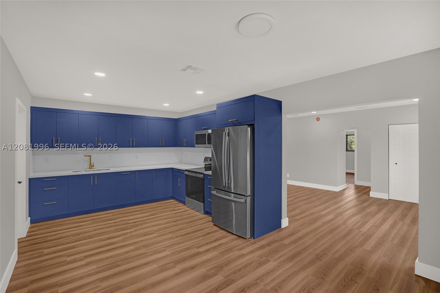 555 NW 124th St