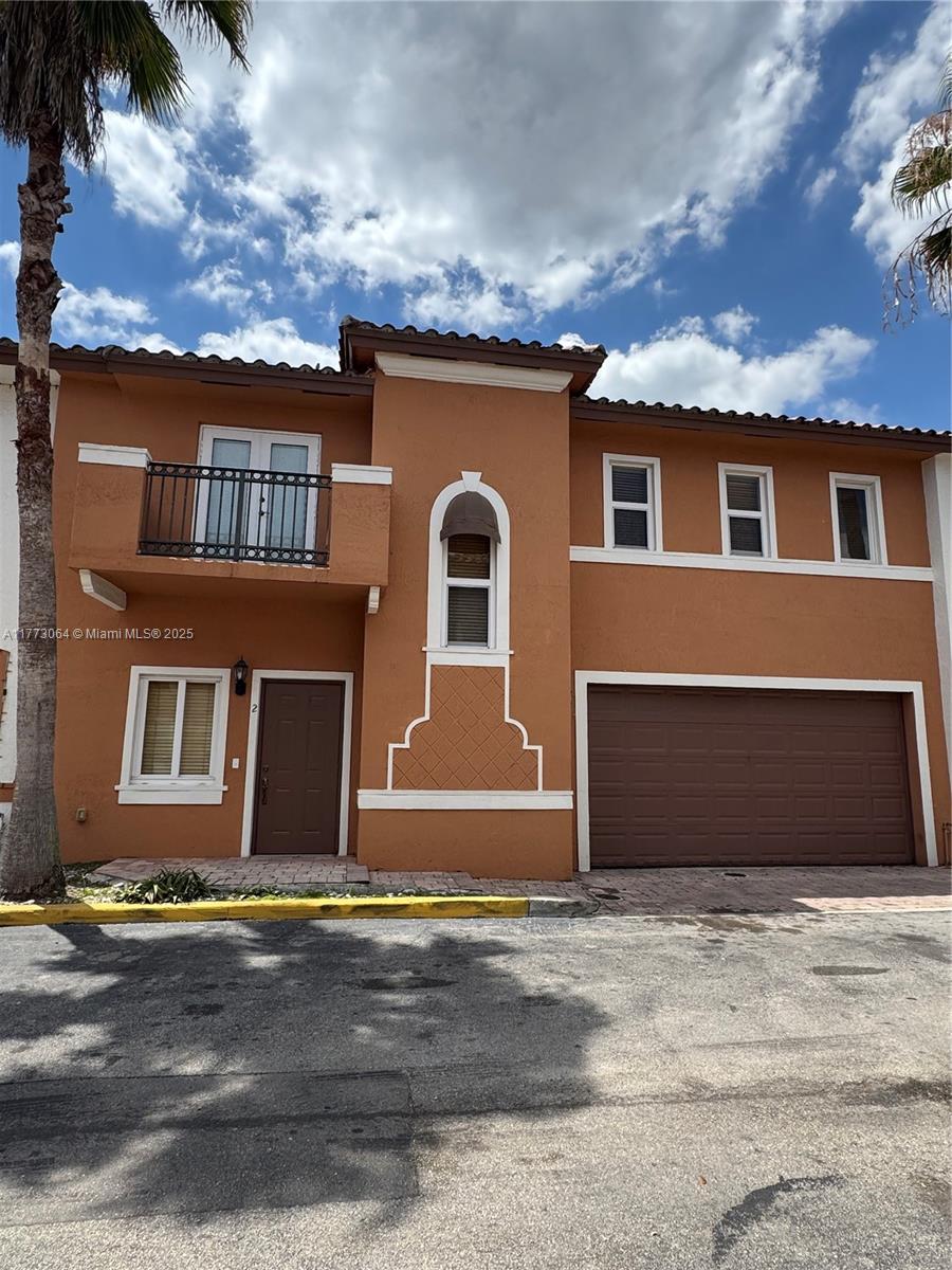 CENTRAL WEST MIAMI LOCATION NEAR CORAL GABLES. NICE AND SPACIOUS 2 STORY TOWNHOUSE, 3 BEDROOMS, 2.5 BATH, LAUNDRY ROOM, DOUBLE GARAGE, FENCED PATIO. WALKING DISTANCE TO TRANSPORTATION, GROCERY STORE. See Broker Remark for showings.