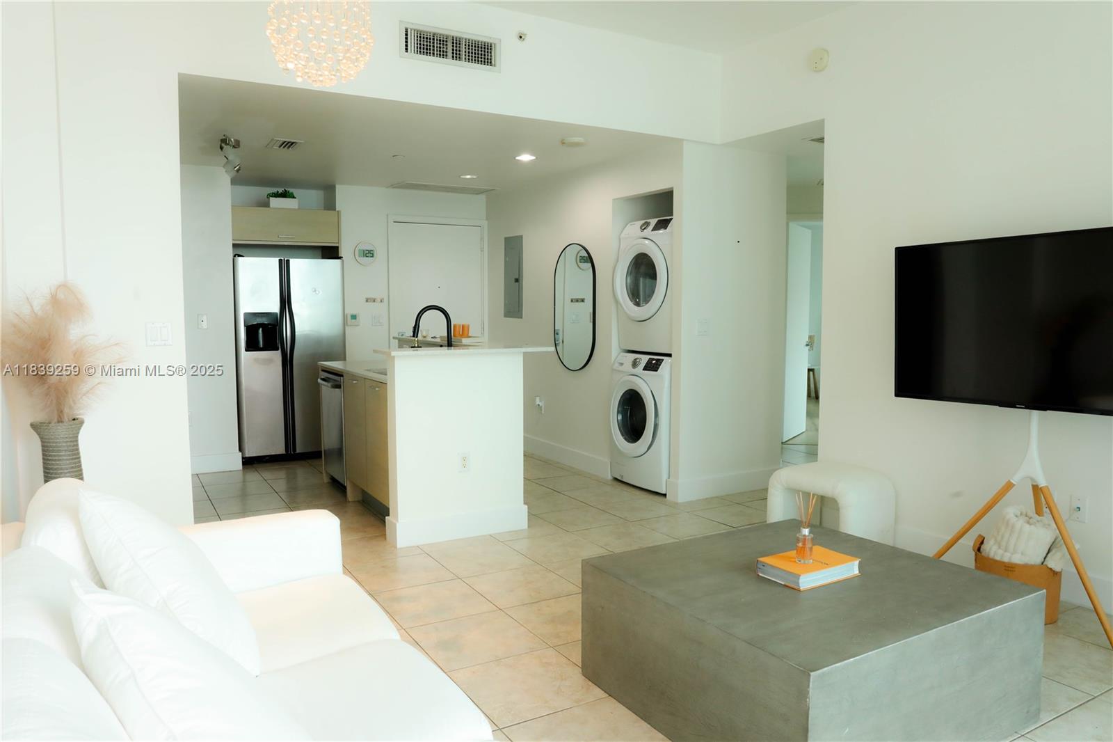 350 Ne 24th st 406