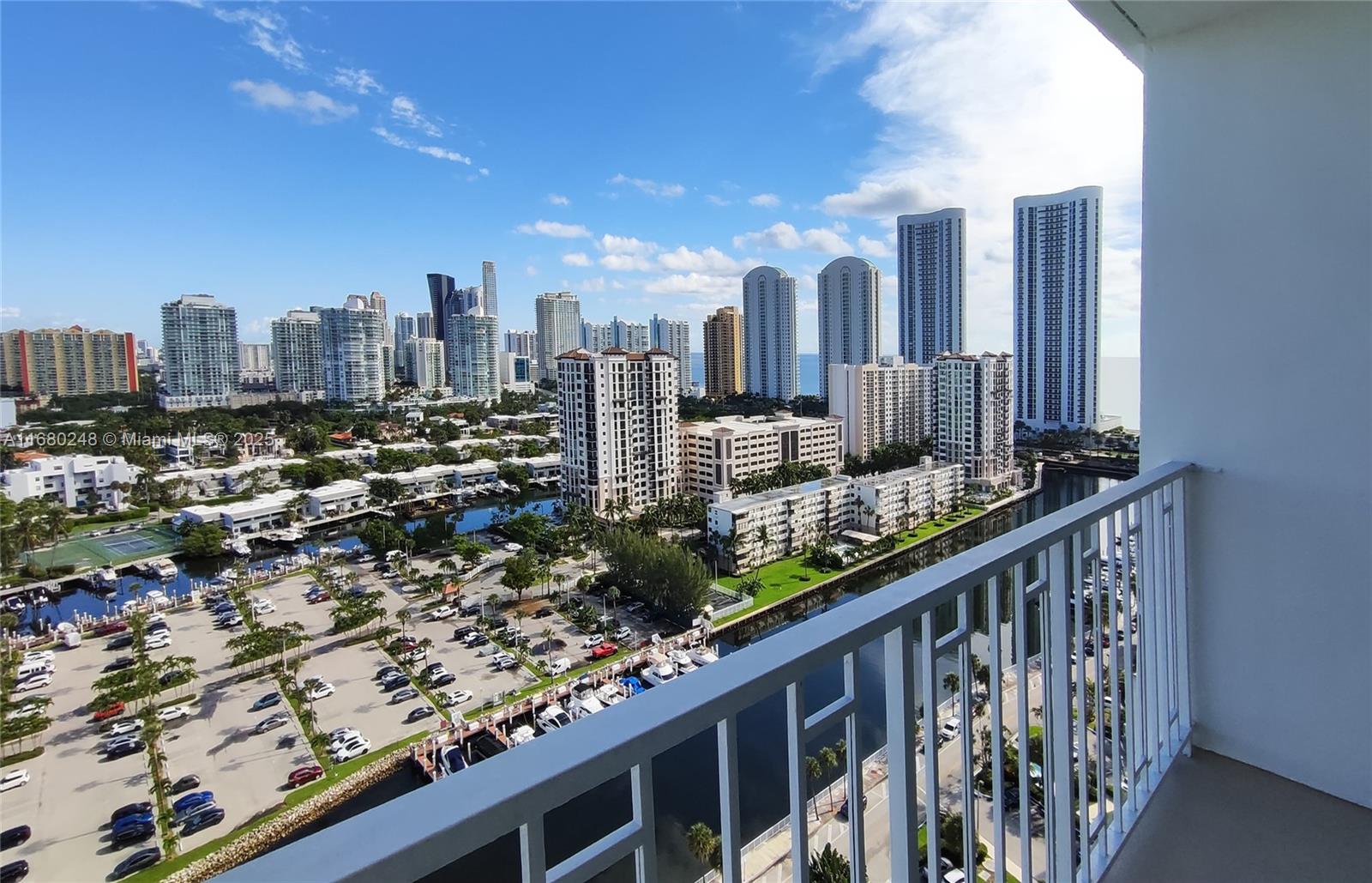 ARLEN HOUSE WEST CONDO - Residential