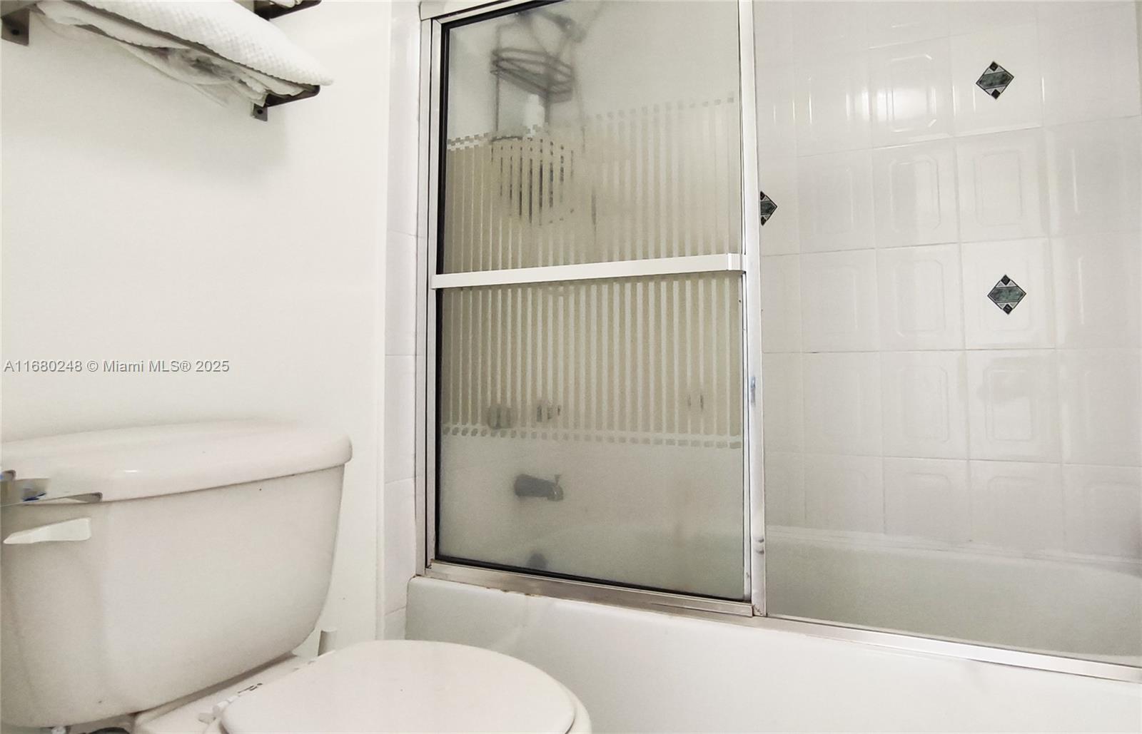 ARLEN HOUSE WEST CONDO - Residential