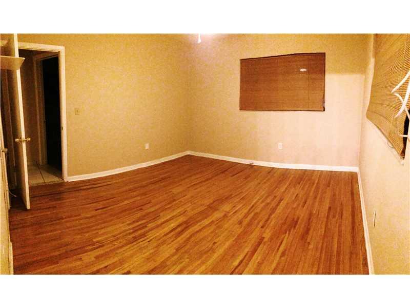 COUNRTY CLUB PRADO - Residential Lease