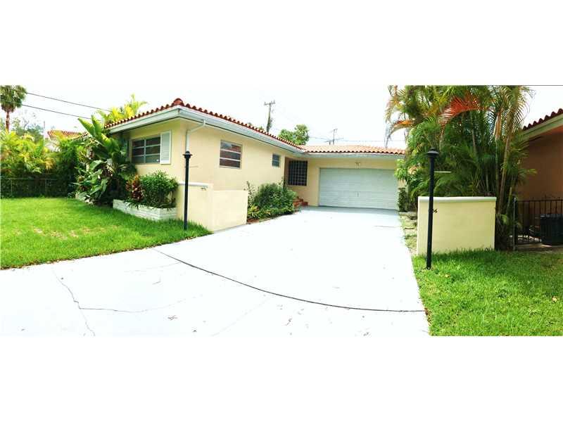 COUNRTY CLUB PRADO - Residential Lease