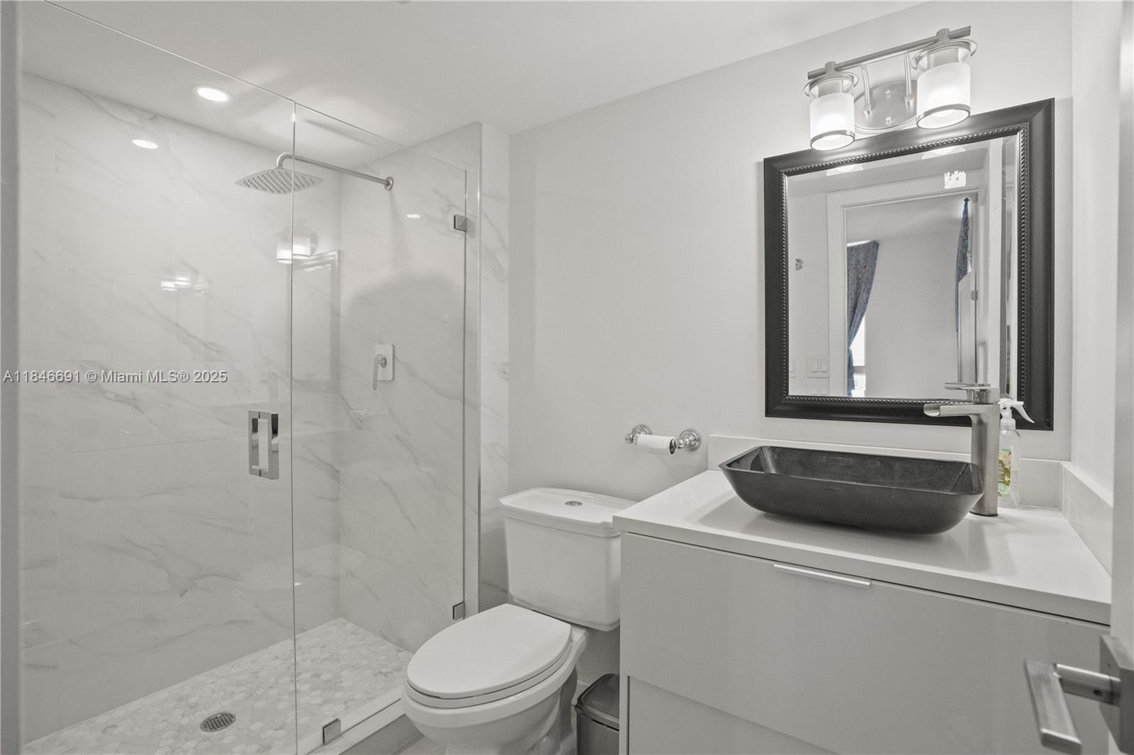 ARLEN HOUSE EAST CONDO - Residential