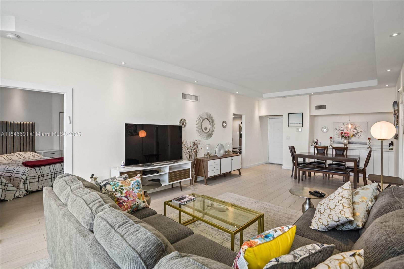 ARLEN HOUSE EAST CONDO - Residential