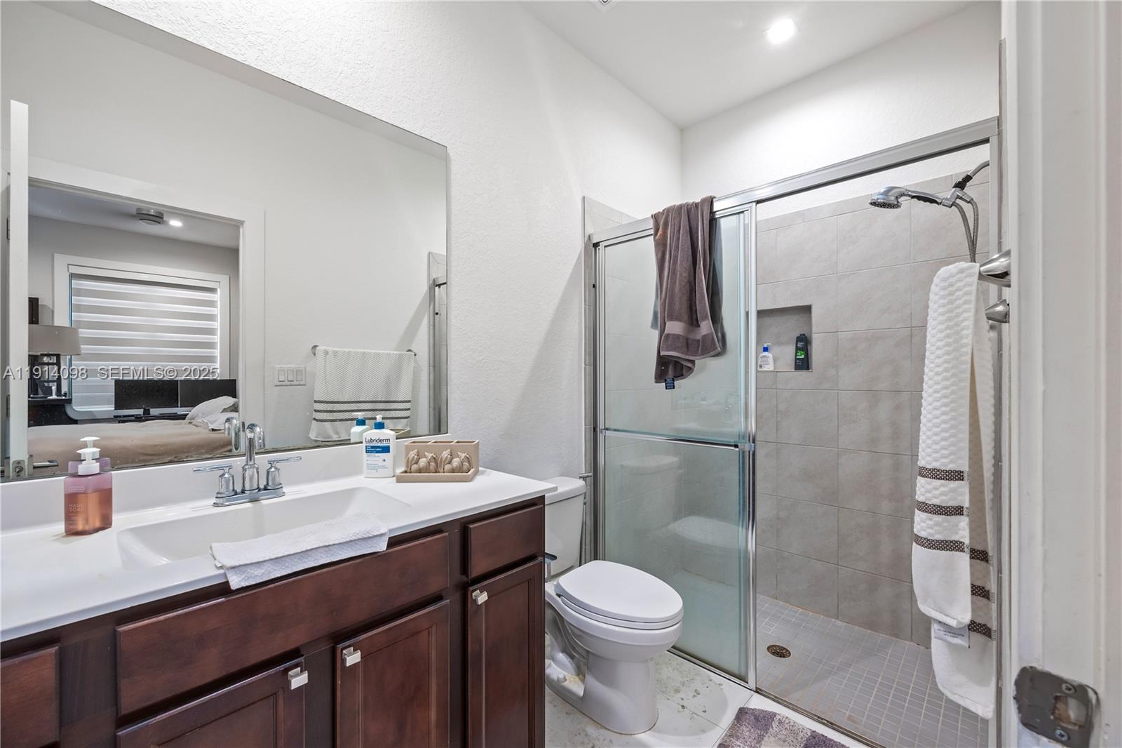 BRIGHT HOMES - Residential