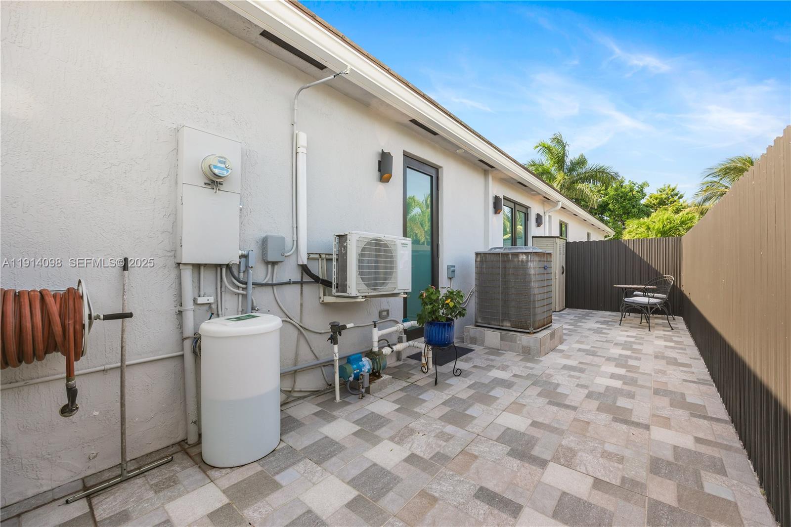 BRIGHT HOMES - Residential