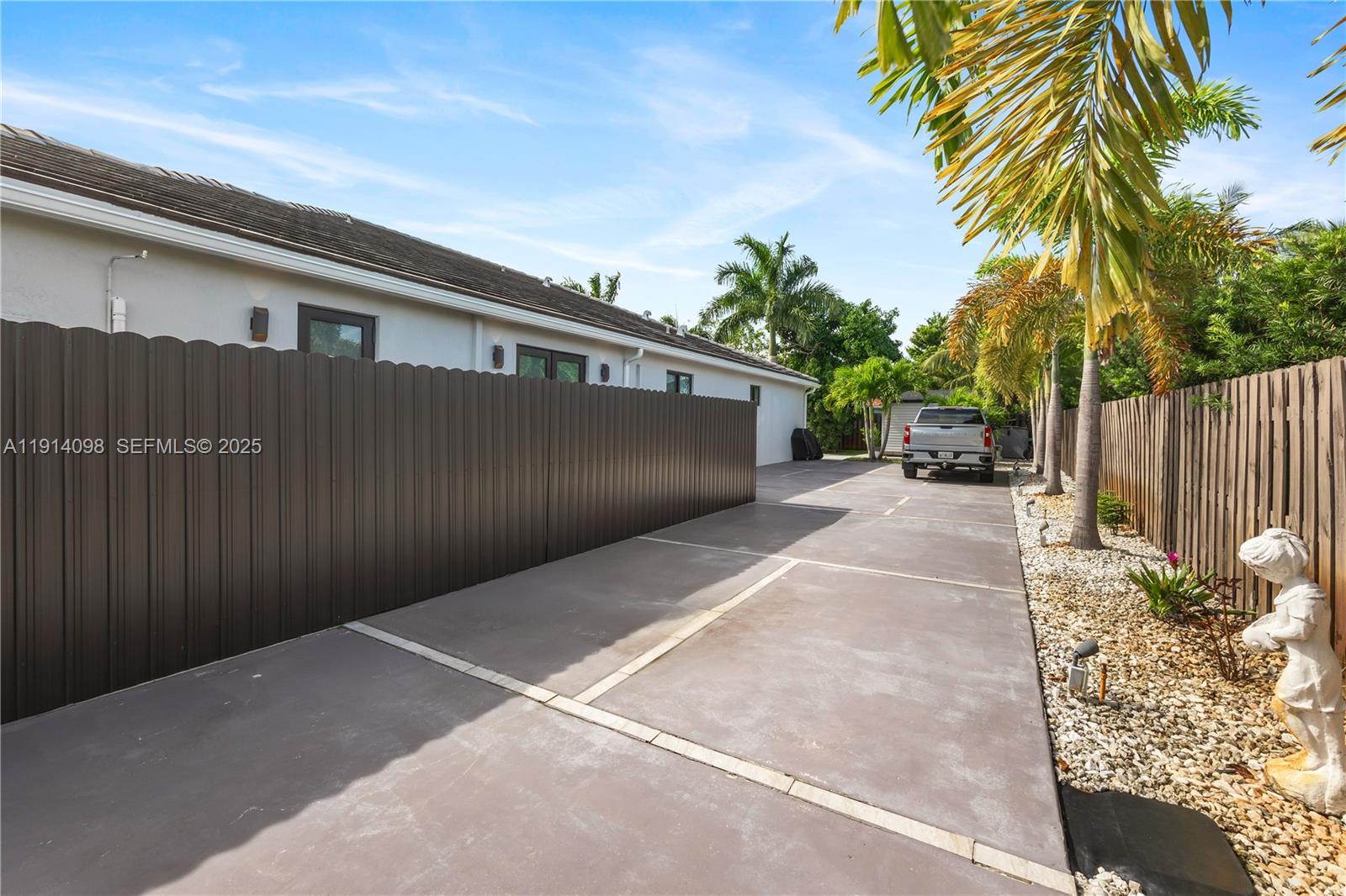 BRIGHT HOMES - Residential