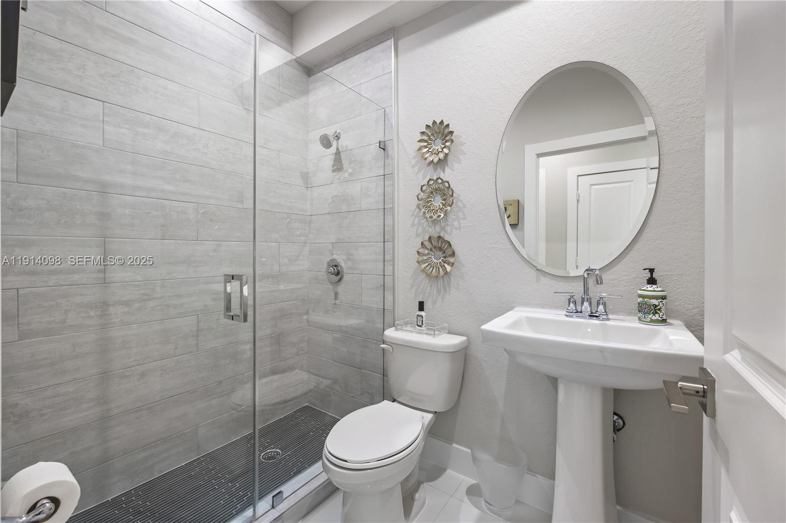 BRIGHT HOMES - Residential