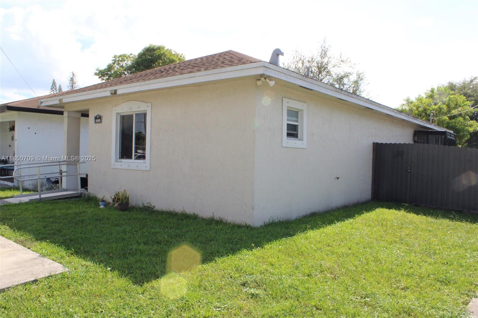 HIALEAH HEIGHTS - Residential