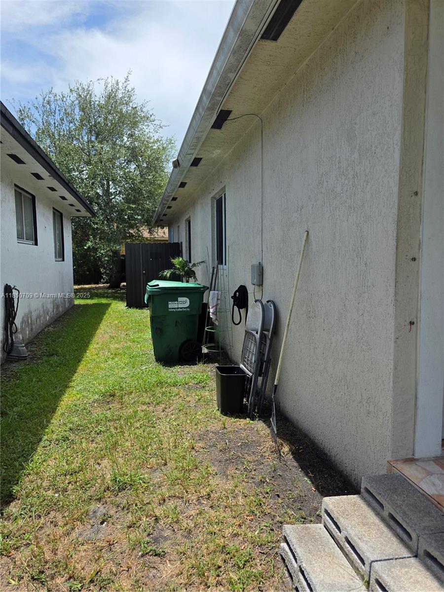 6040 NW 30th Ave
