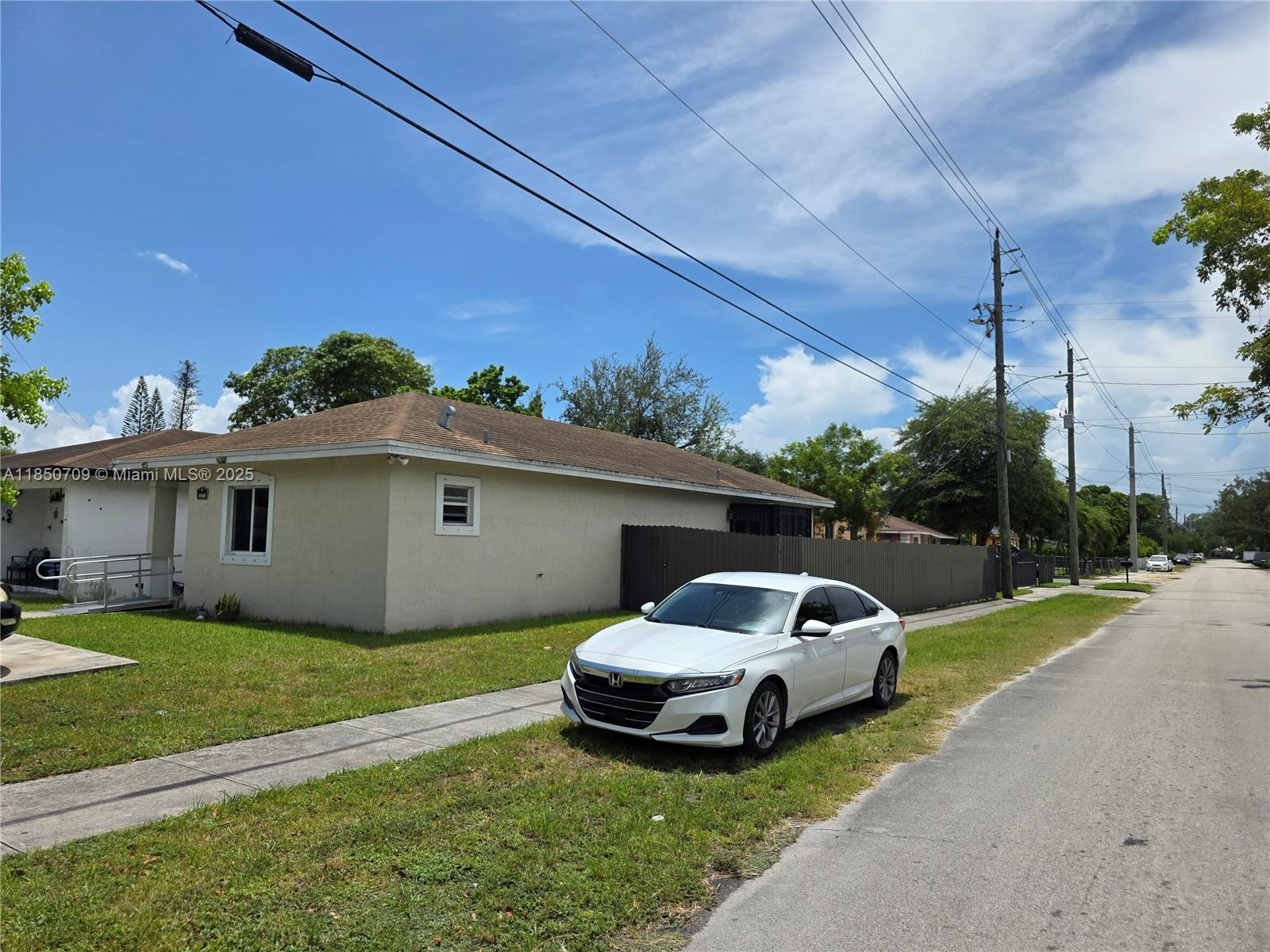 6040 NW 30th Ave