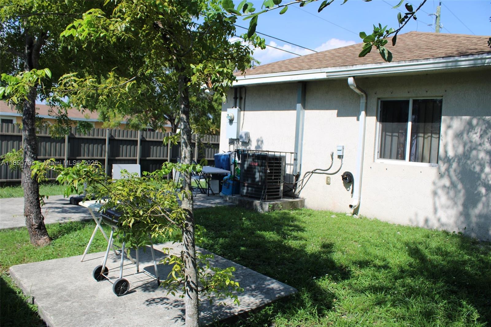 HIALEAH HEIGHTS - Residential