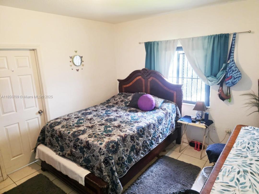 HIALEAH HEIGHTS - Residential