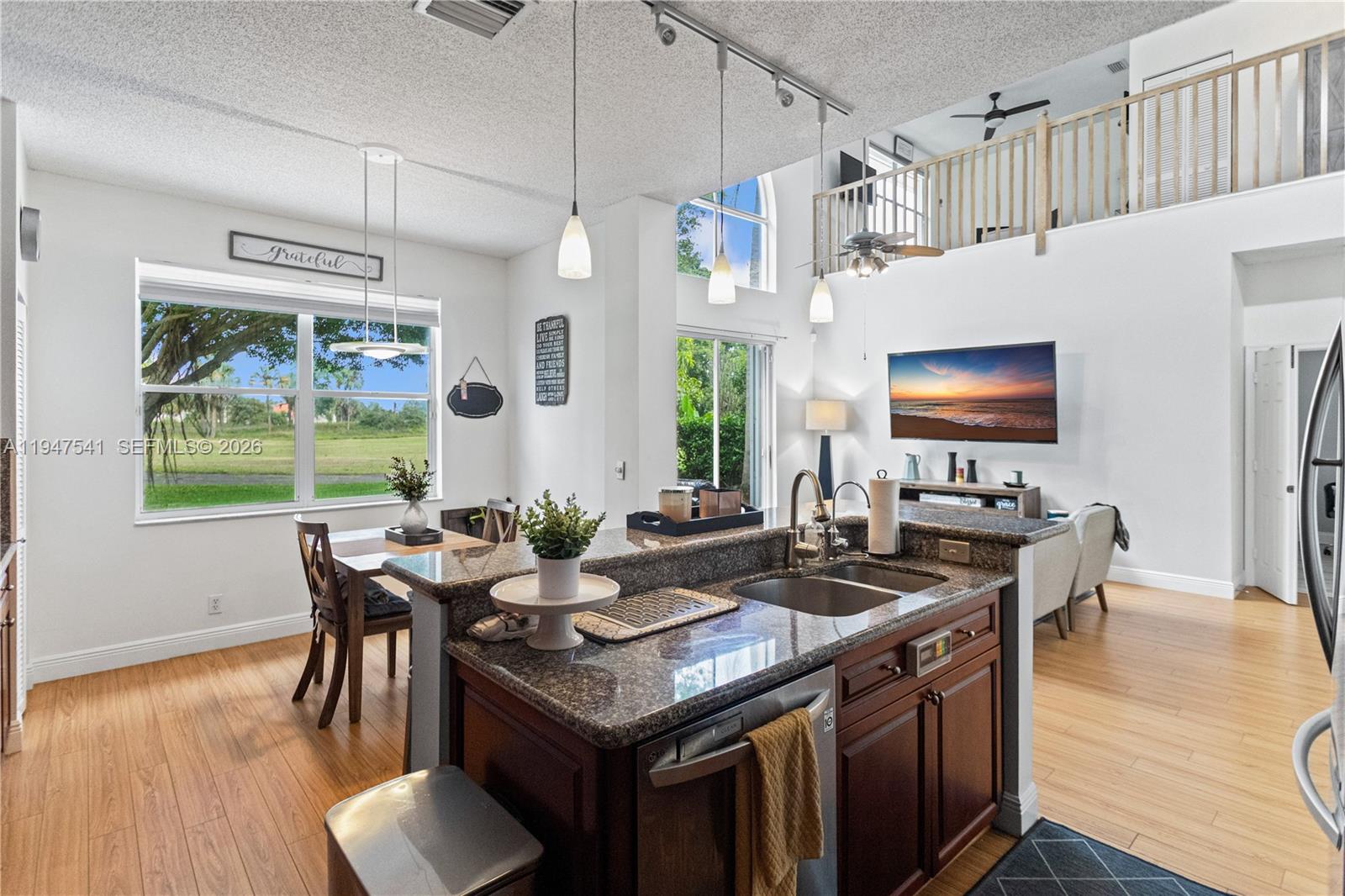 HOLIDAY SPRINGS VILLAGE S - Residential