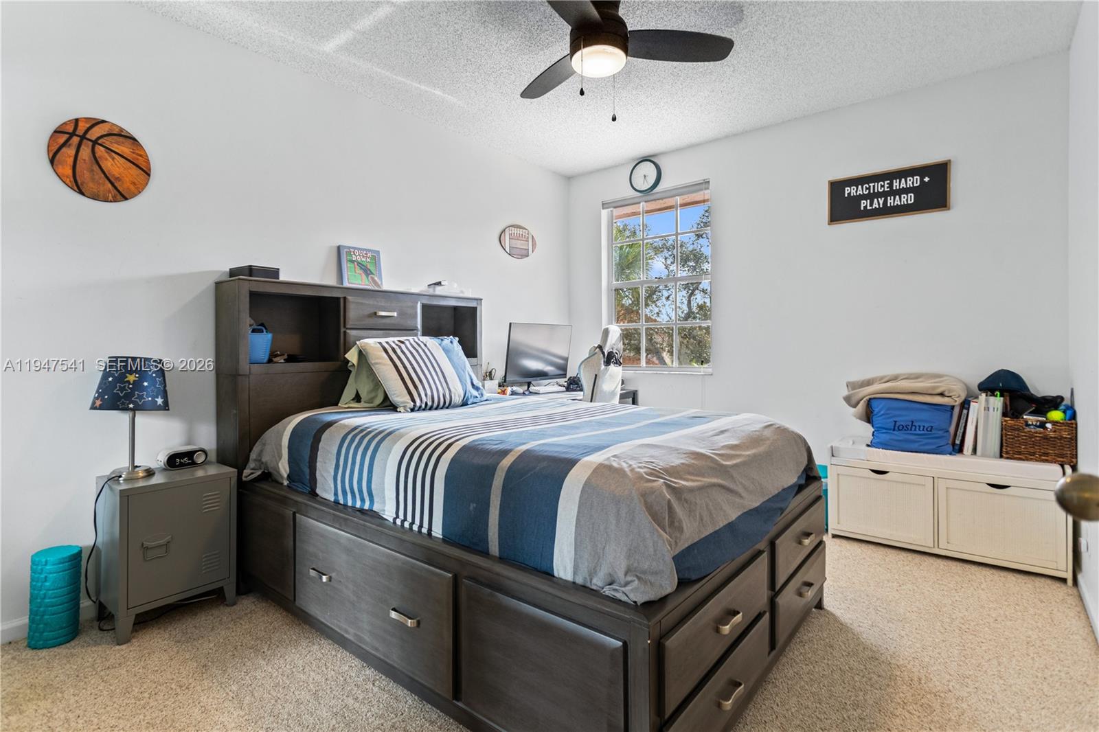 HOLIDAY SPRINGS VILLAGE S - Residential