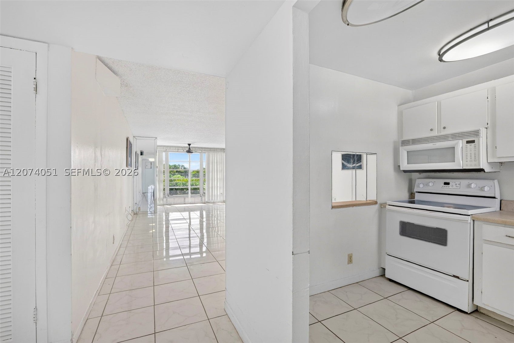 2731 N Pine Island Rd 205