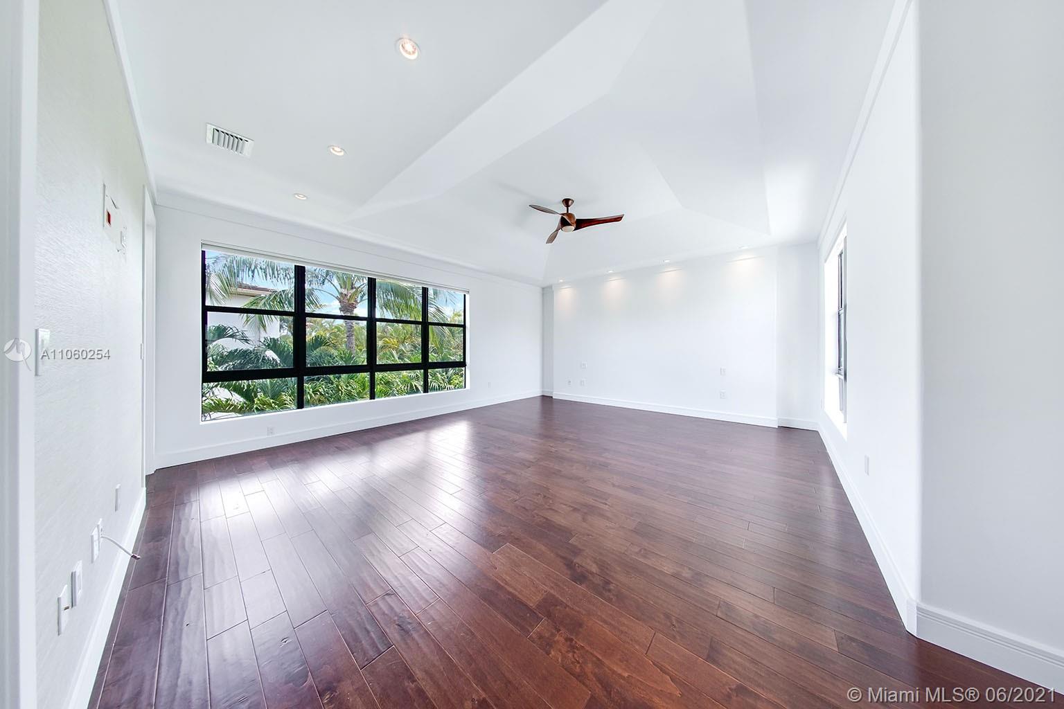 HOLIDAY COLONY - Residential