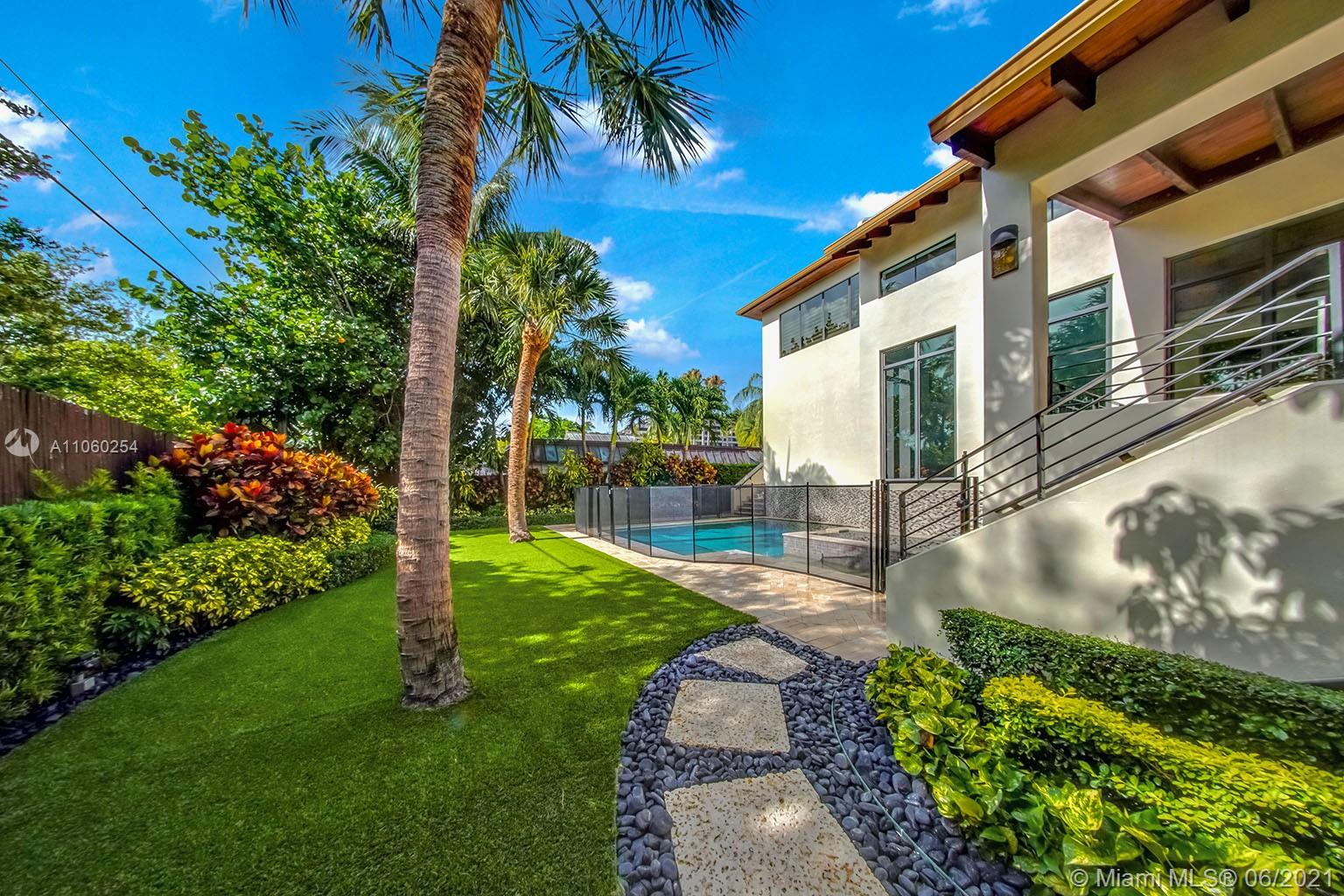 HOLIDAY COLONY - Residential