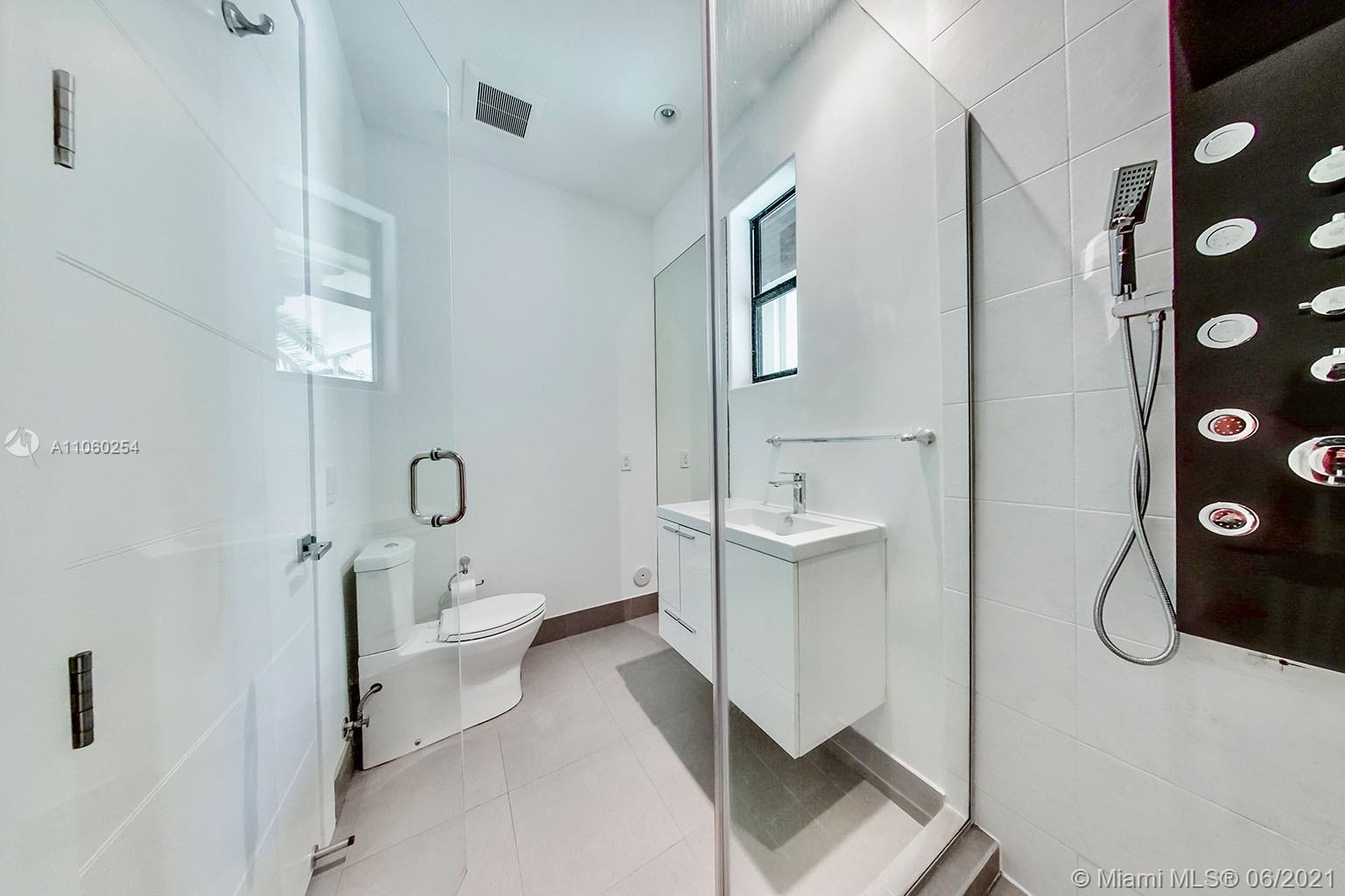 HOLIDAY COLONY - Residential