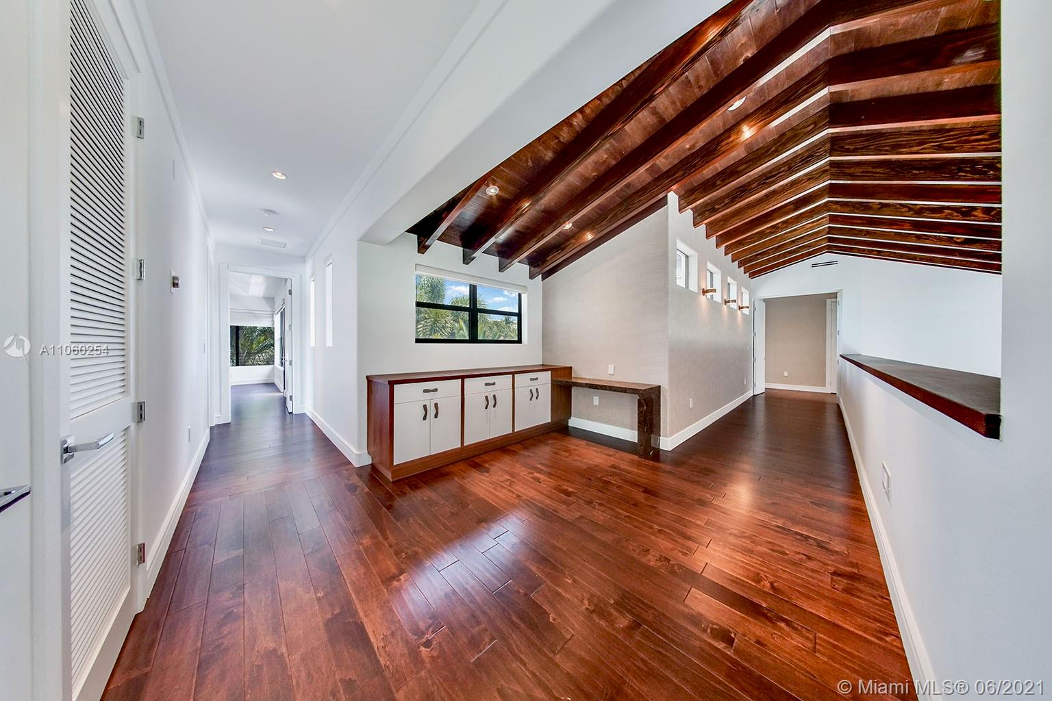 HOLIDAY COLONY - Residential