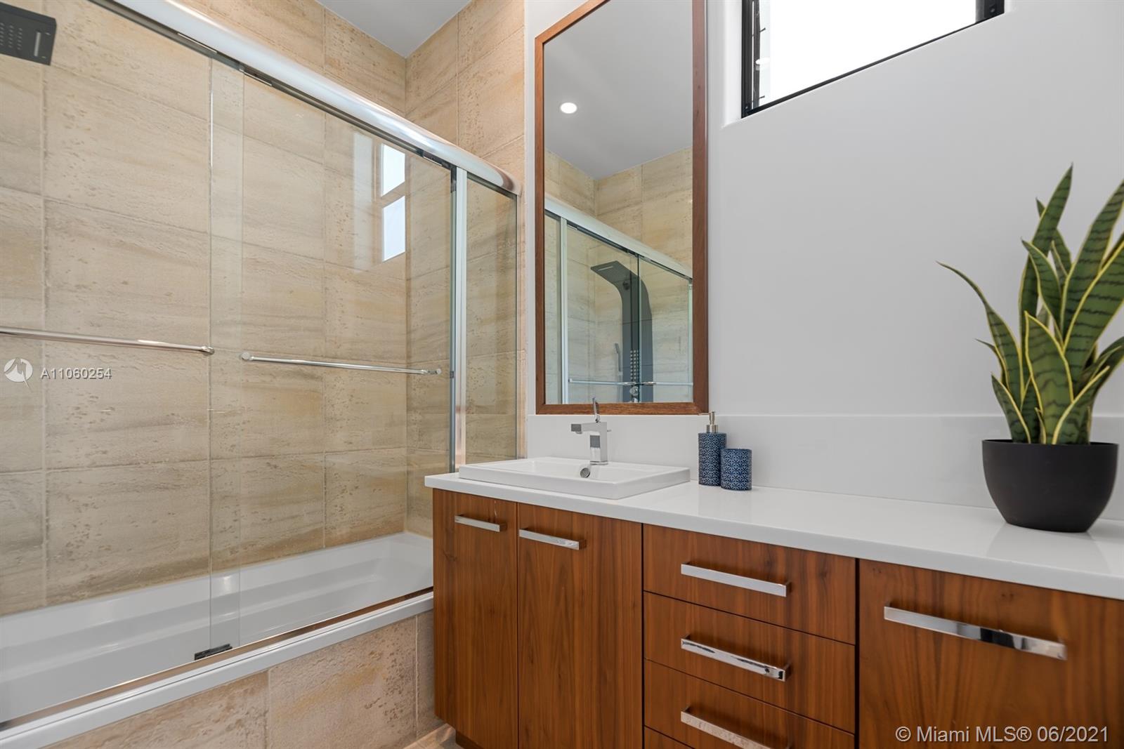 HOLIDAY COLONY - Residential