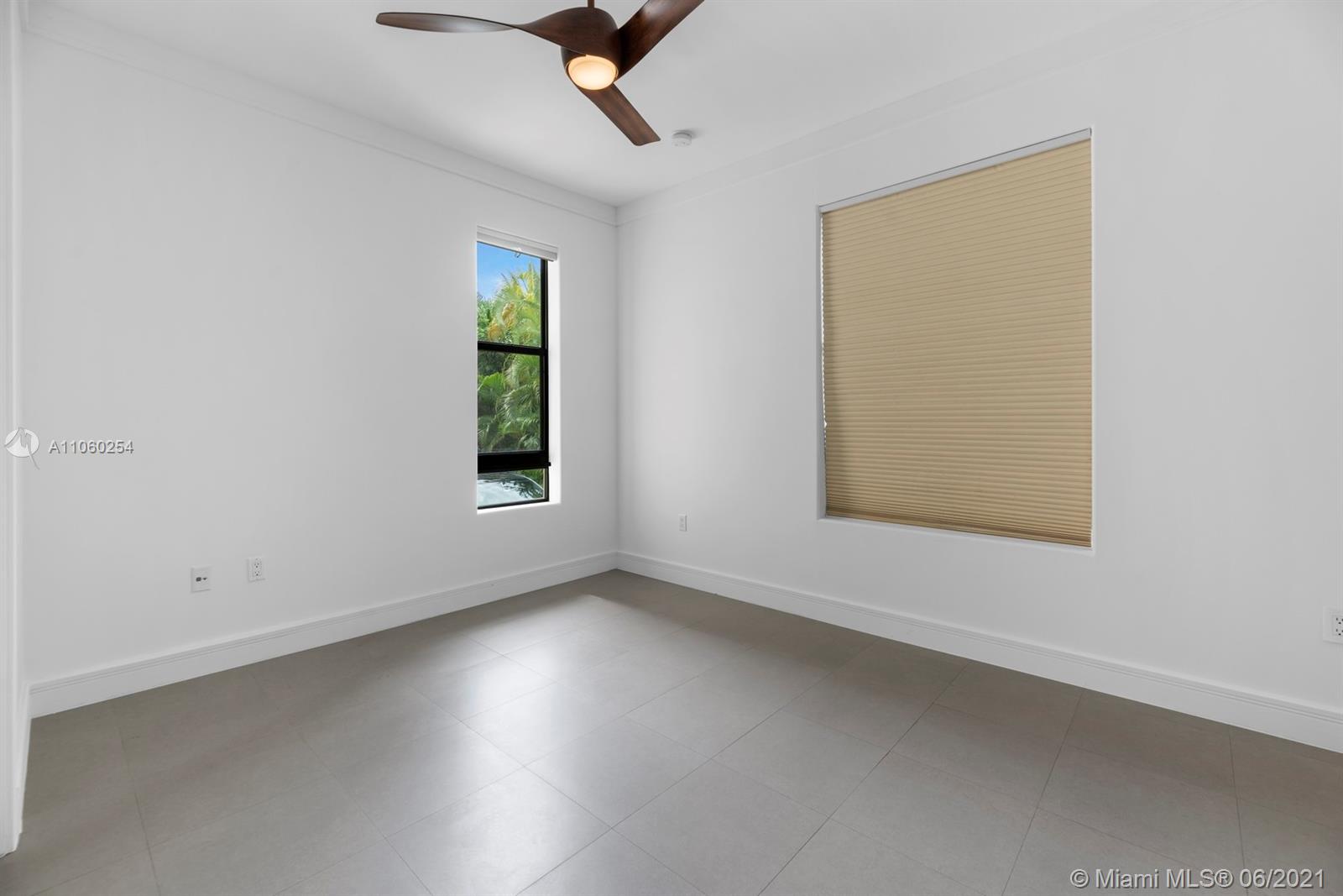 HOLIDAY COLONY - Residential