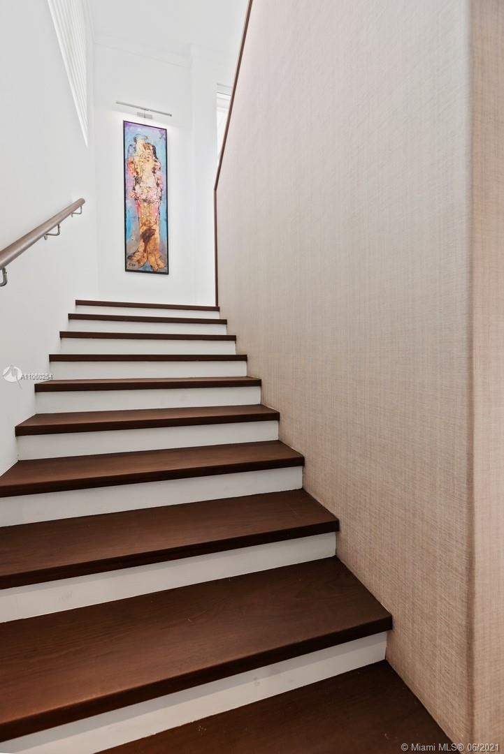 HOLIDAY COLONY - Residential