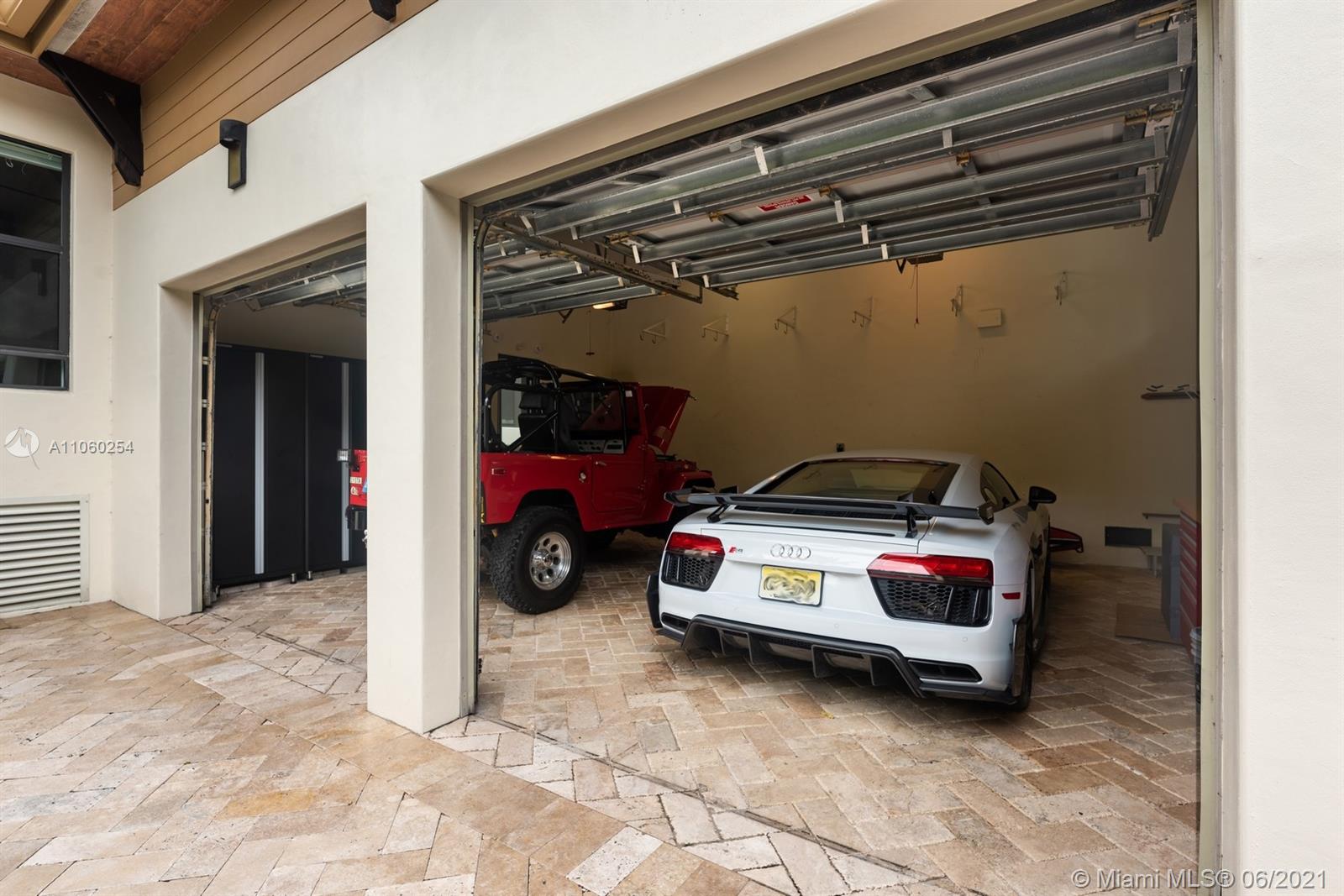 HOLIDAY COLONY - Residential