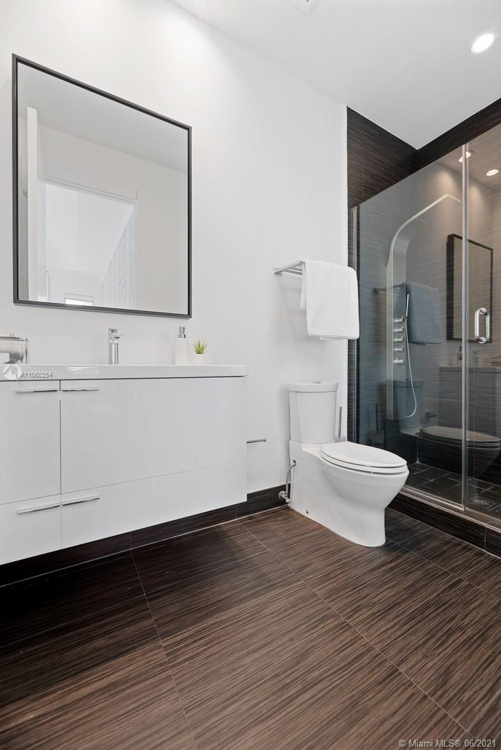 HOLIDAY COLONY - Residential