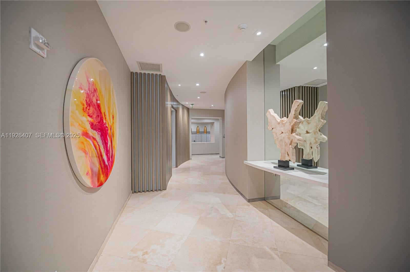 HARBOUR HOUSE - Residential