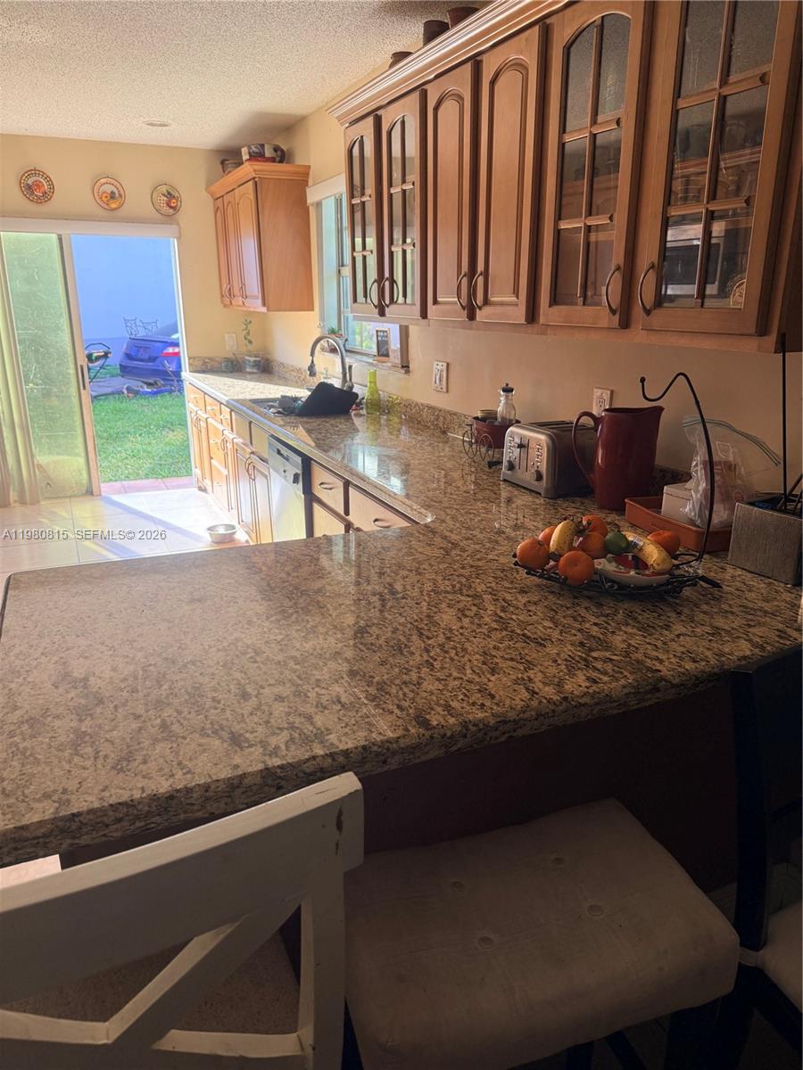 VILLAS OF OLD CUTLER - Residential