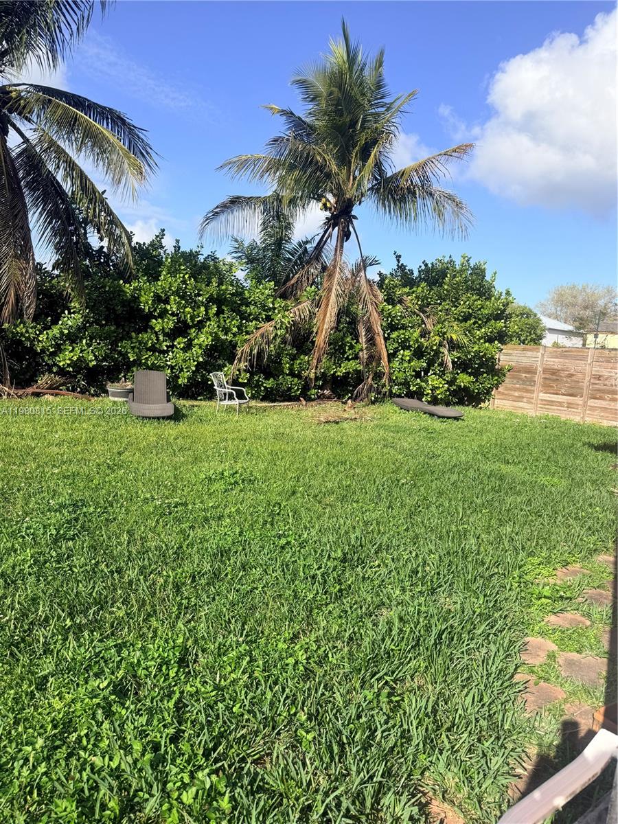 VILLAS OF OLD CUTLER - Residential