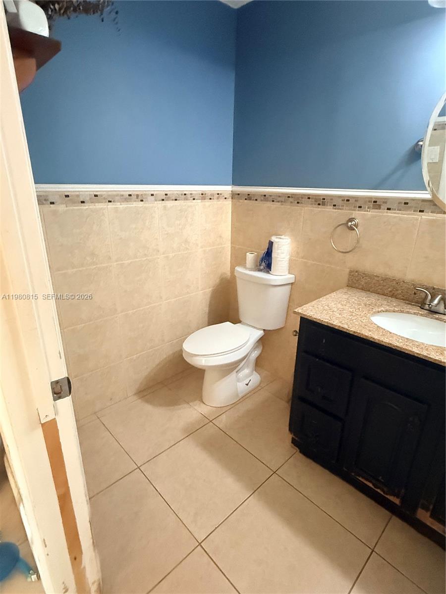 VILLAS OF OLD CUTLER - Residential