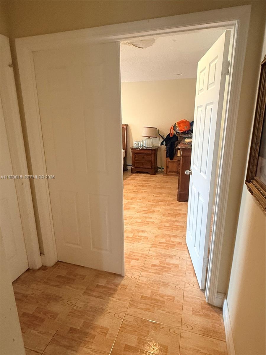 VILLAS OF OLD CUTLER - Residential