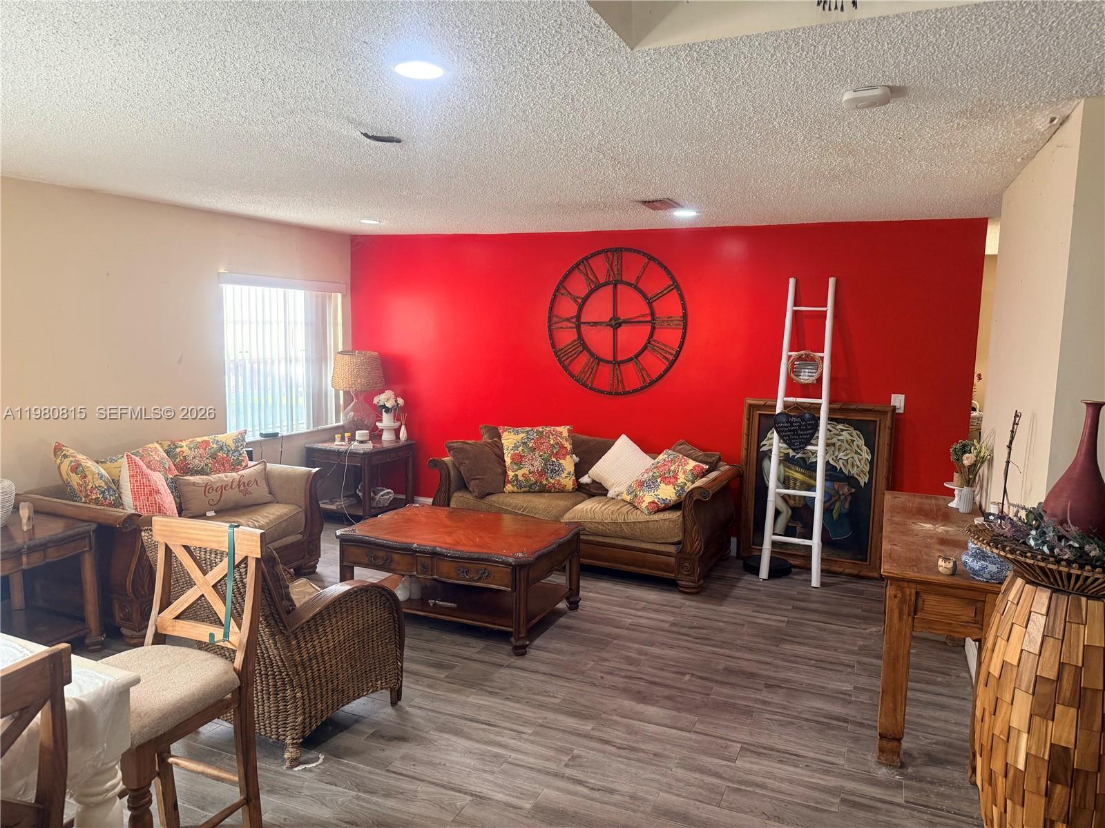 VILLAS OF OLD CUTLER - Residential