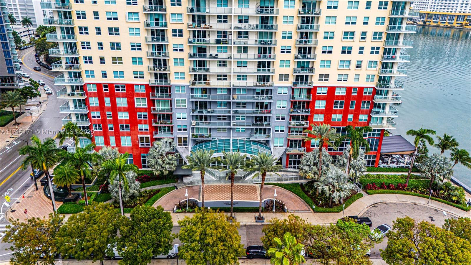 THE MARK ON BRICKELL COND - Residential