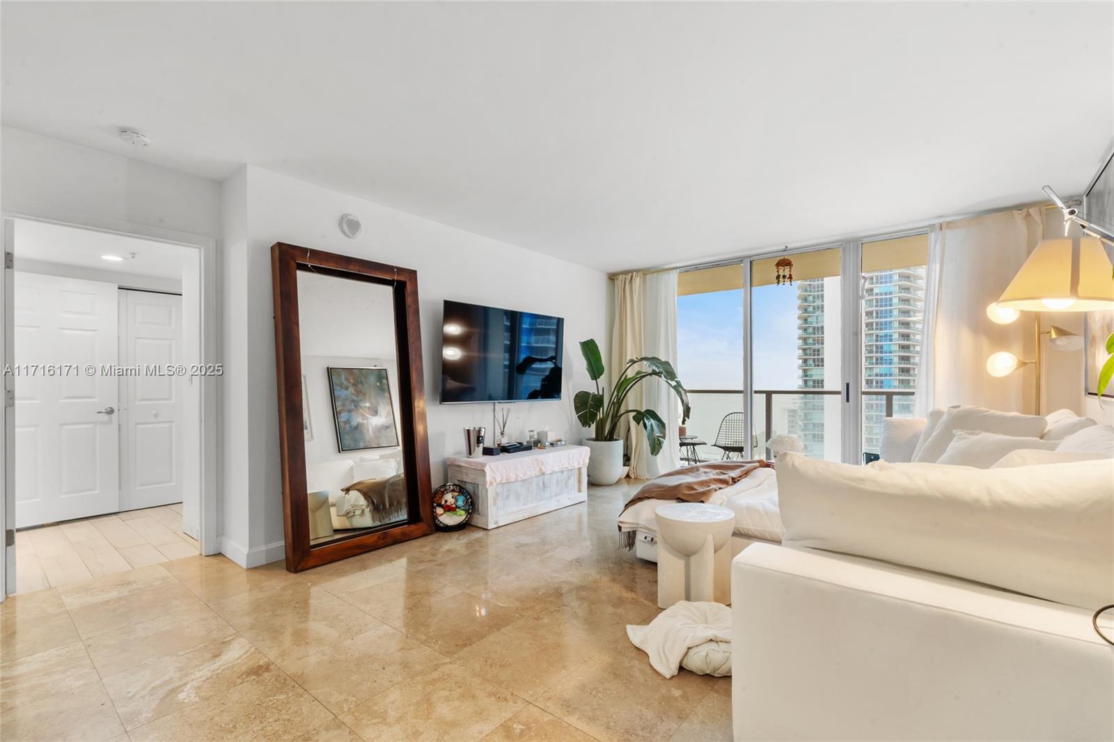 THE MARK ON BRICKELL COND - Residential