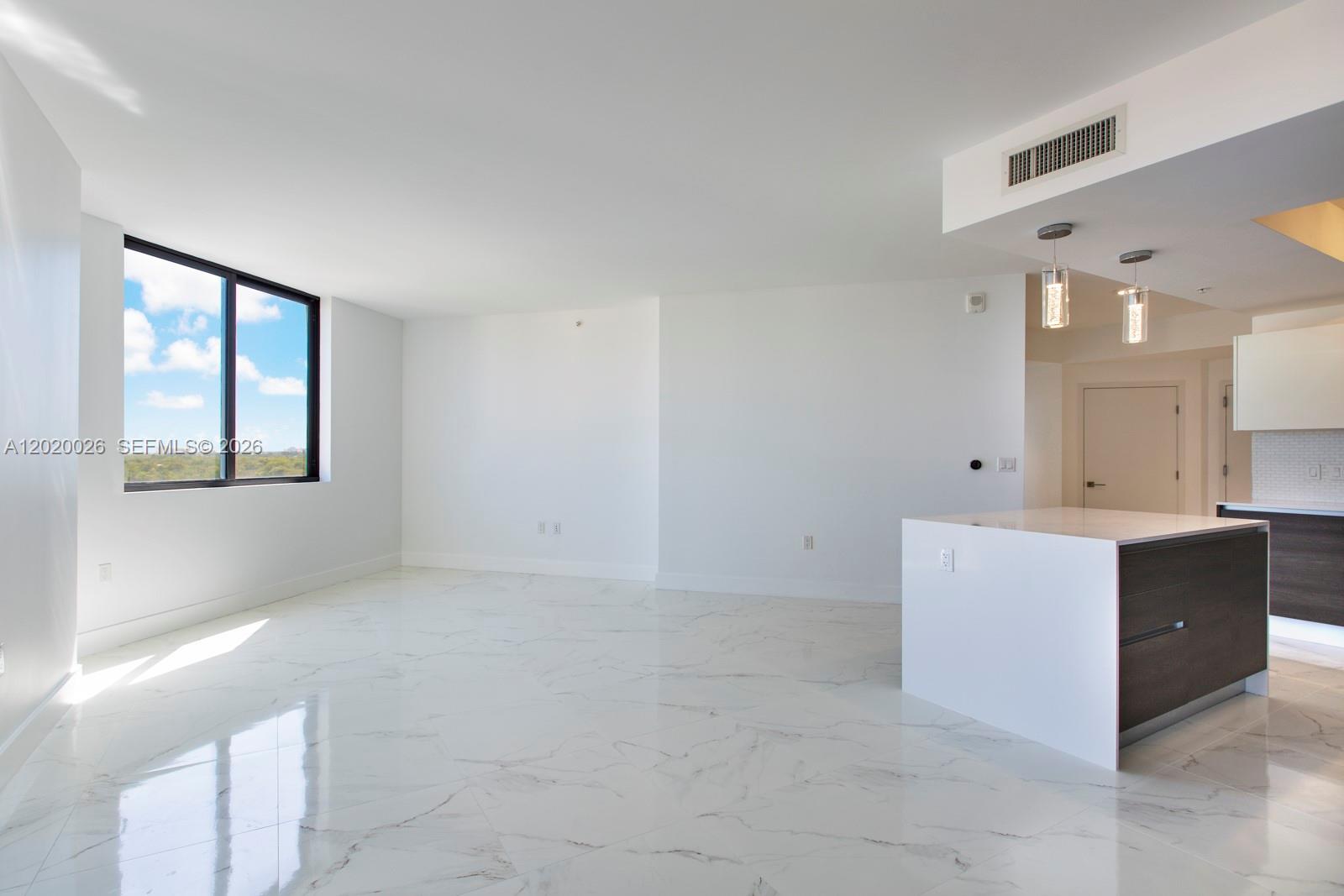 301 Altara Ave 712