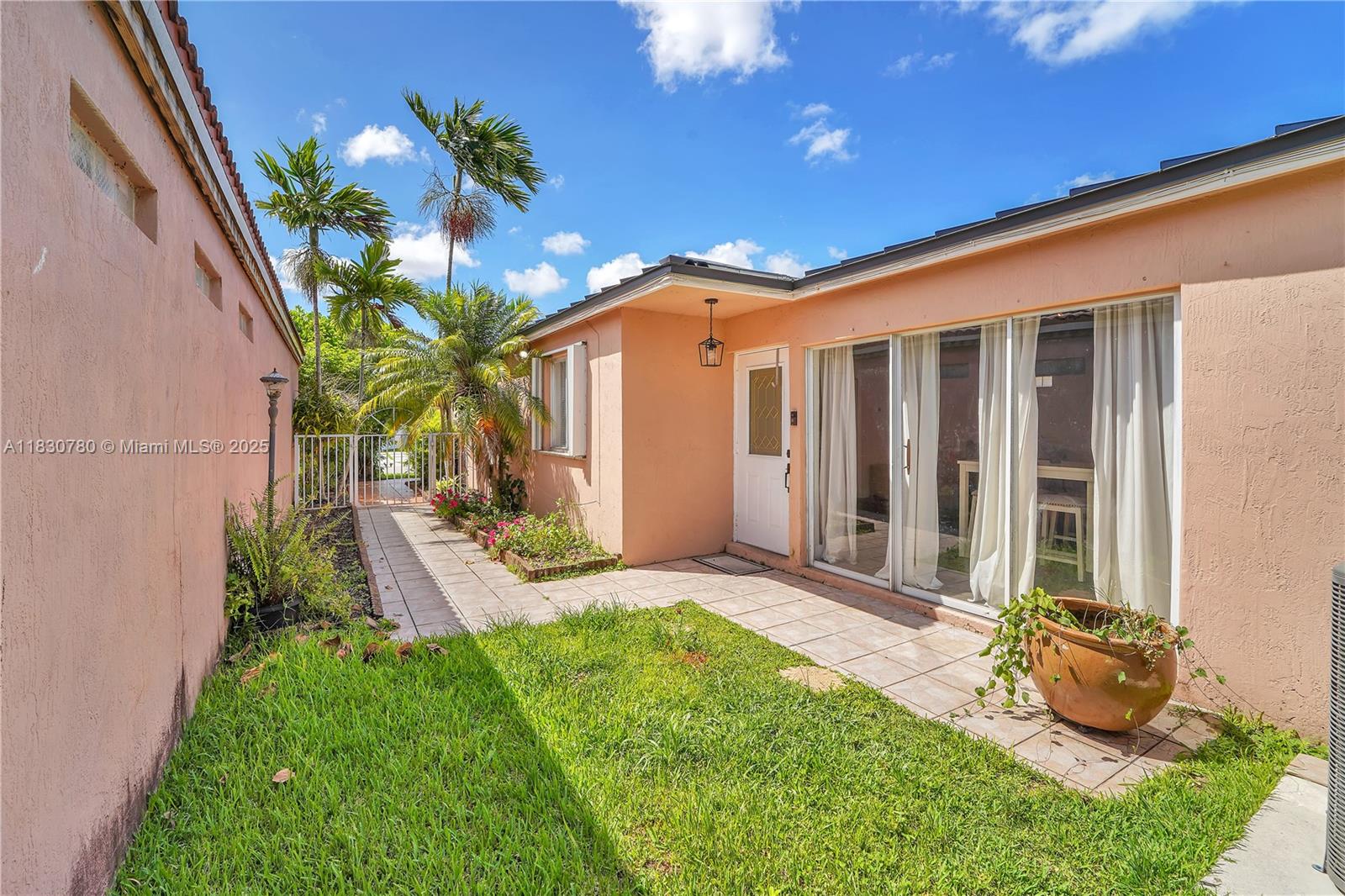 WEITZER SERENA LAKES WEST - Residential