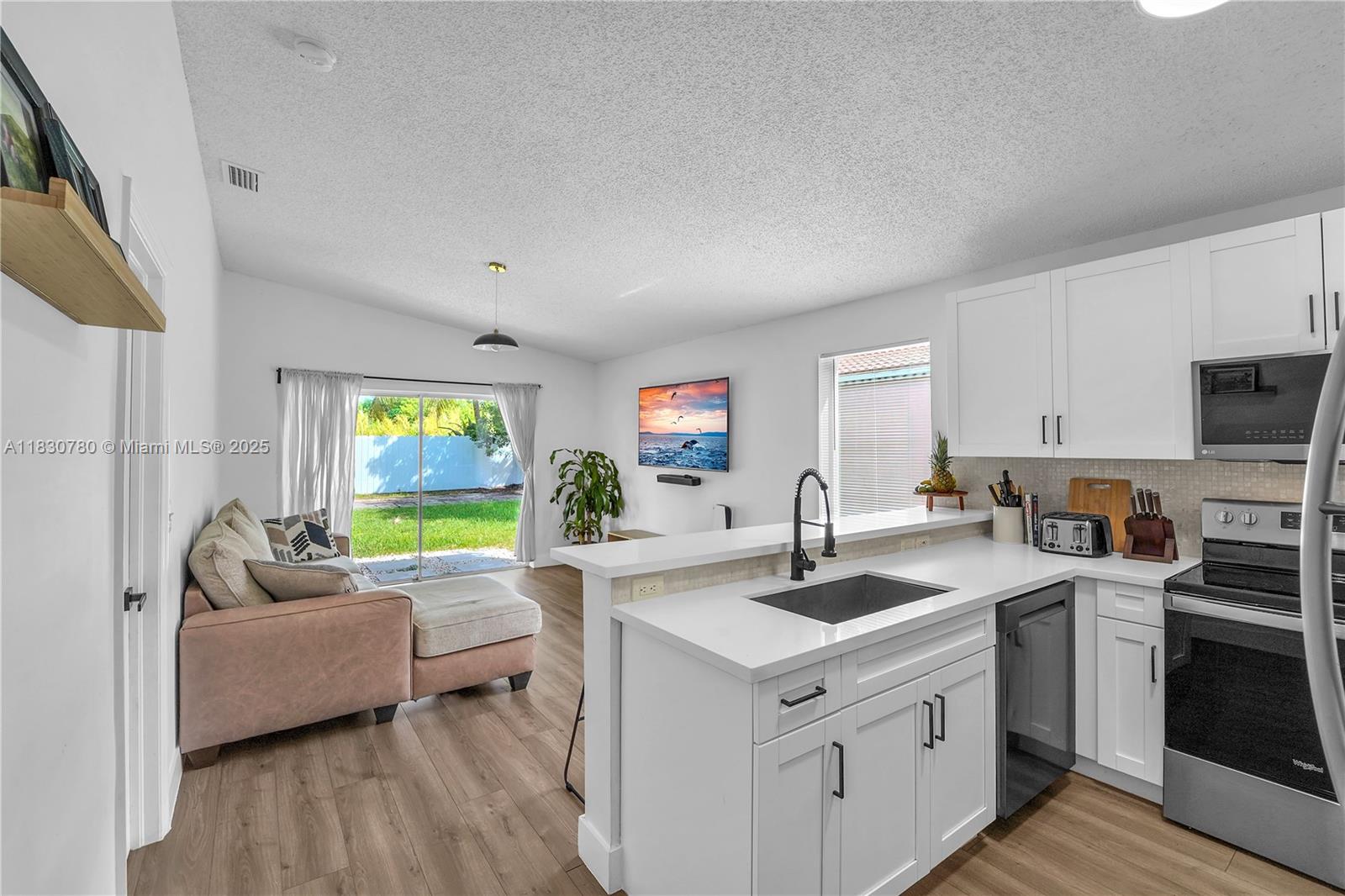 WEITZER SERENA LAKES WEST - Residential