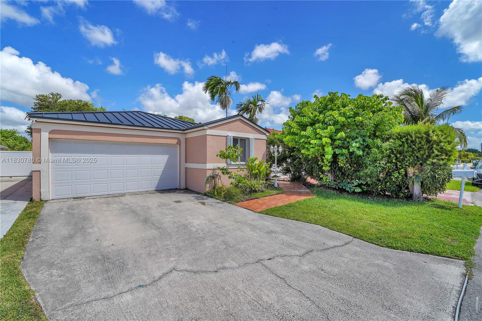 WEITZER SERENA LAKES WEST - Residential