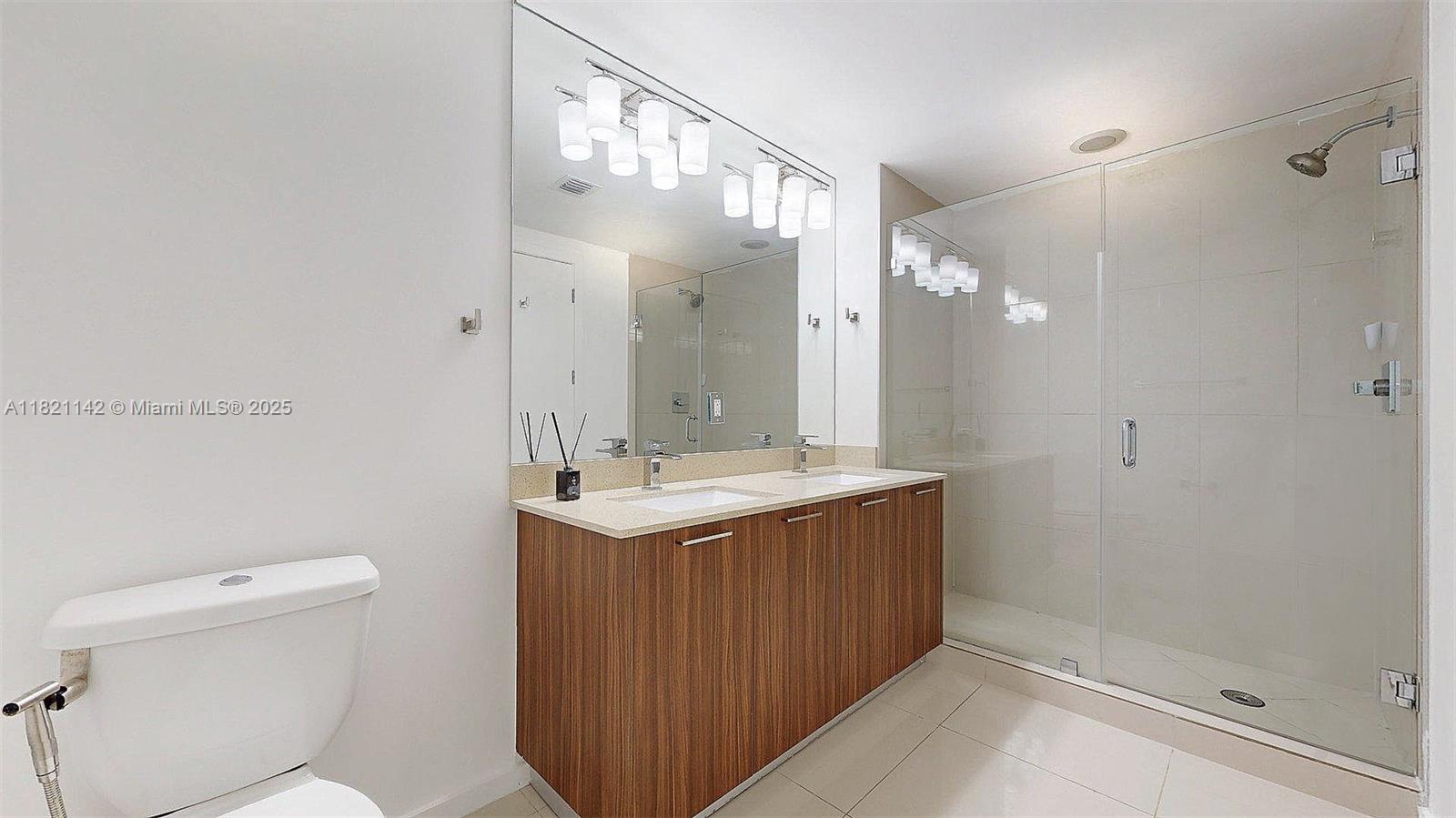 5252 PASEO CONDO - Residential