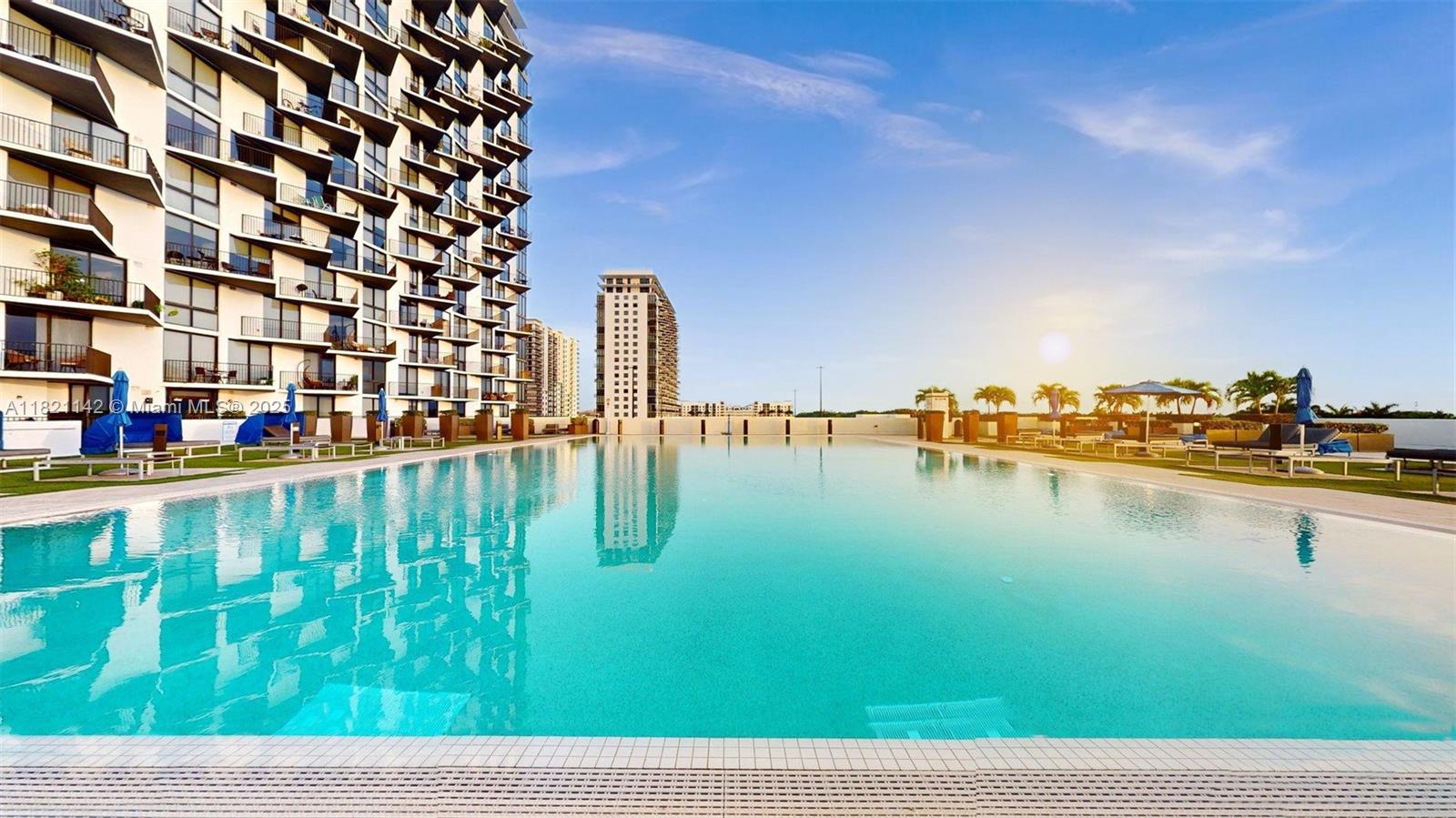 Property for Sale at 5300 Paseo Blvd 1701, Doral, Miami-Dade County, Florida - Bedrooms: 2 
Bathrooms: 2  - $585,000