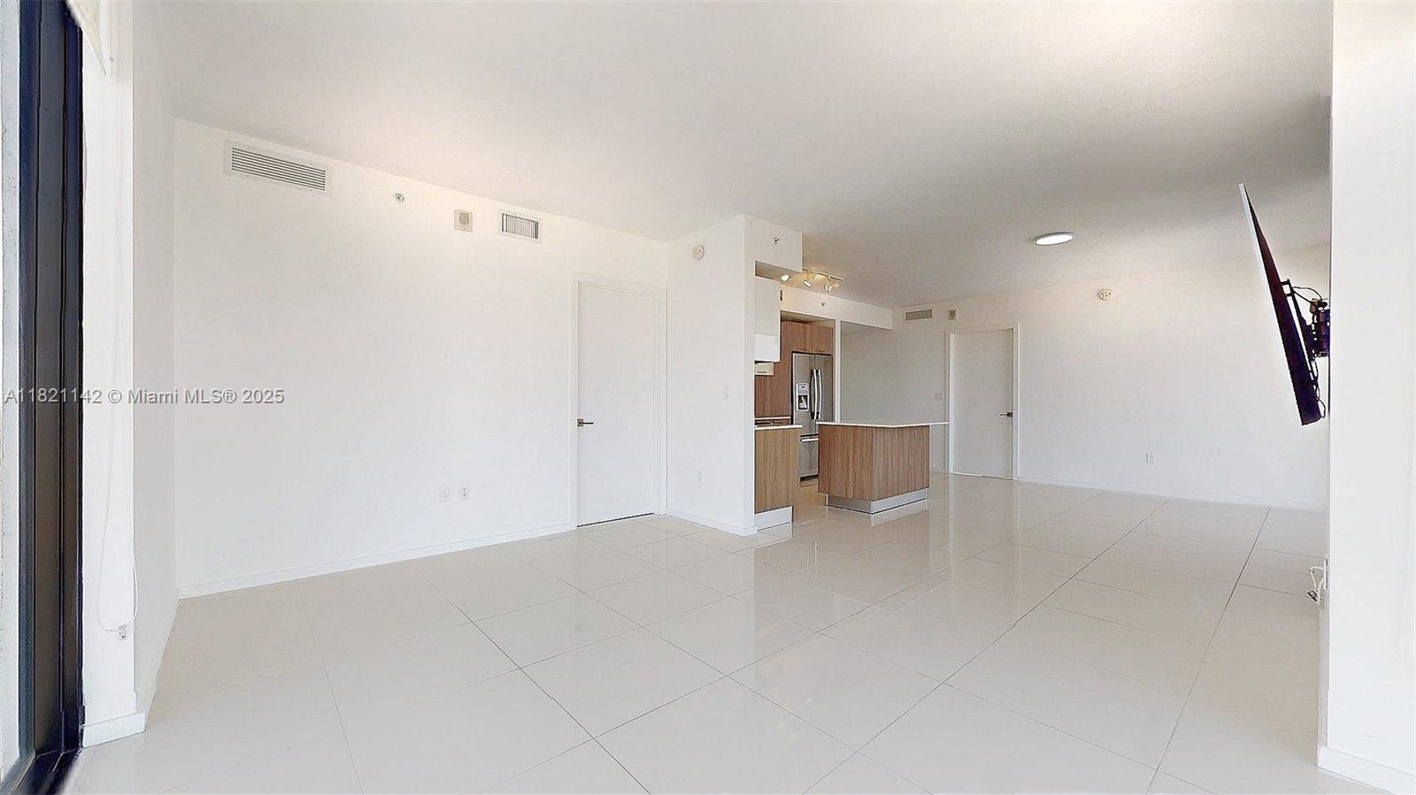 5252 PASEO CONDO - Residential