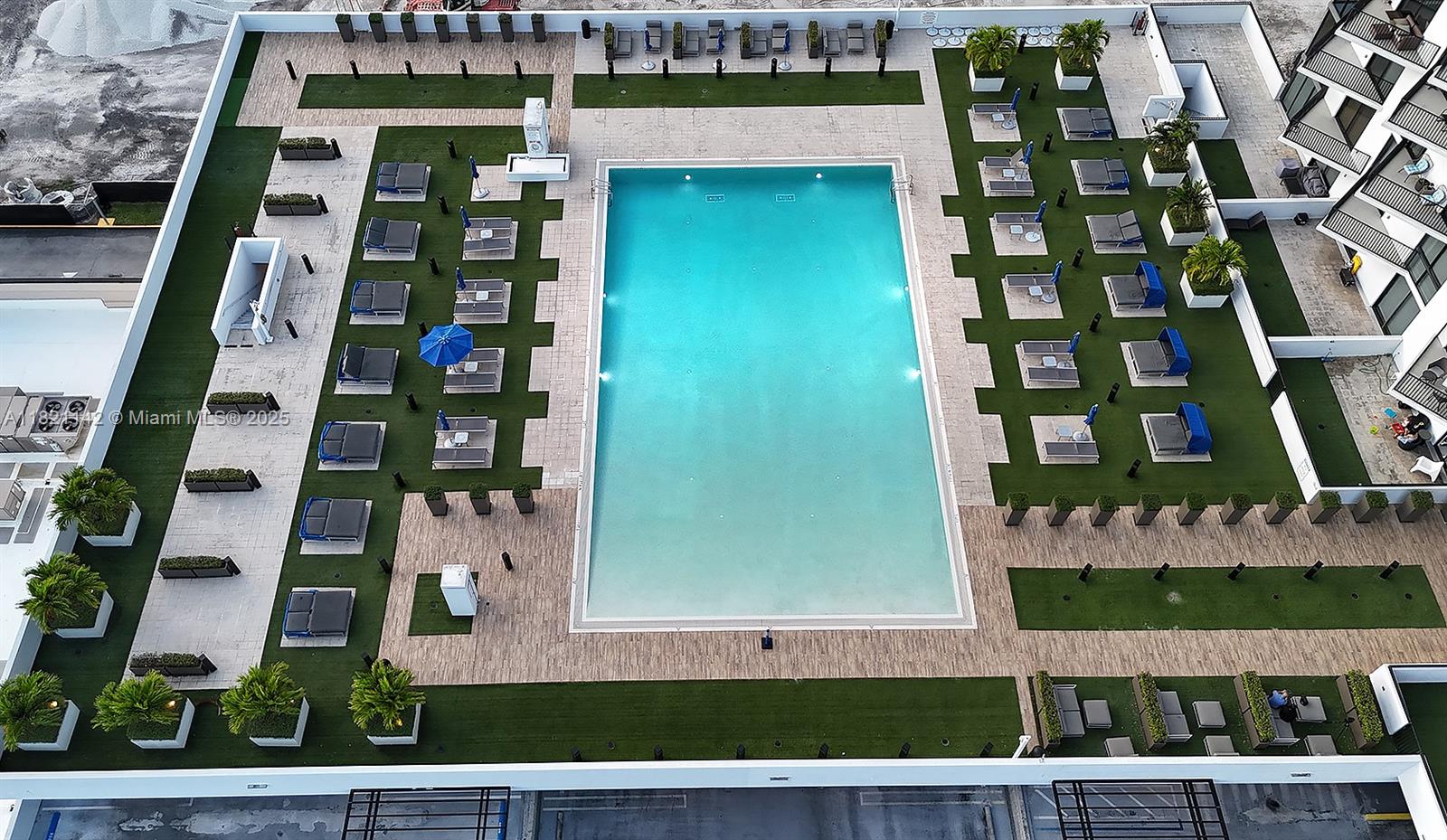 5252 PASEO CONDO - Residential