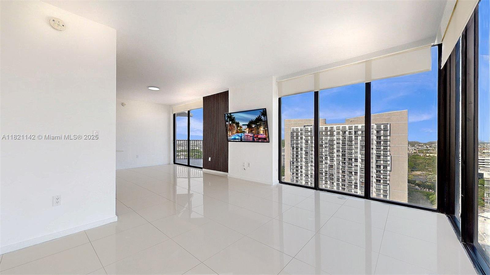 5252 PASEO CONDO - Residential